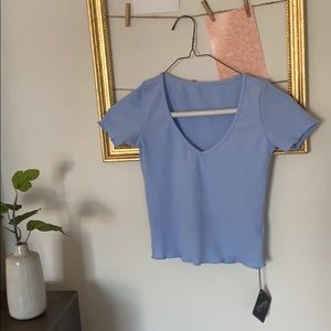 *never worn* Zaful V neck Fitted Crop Tee